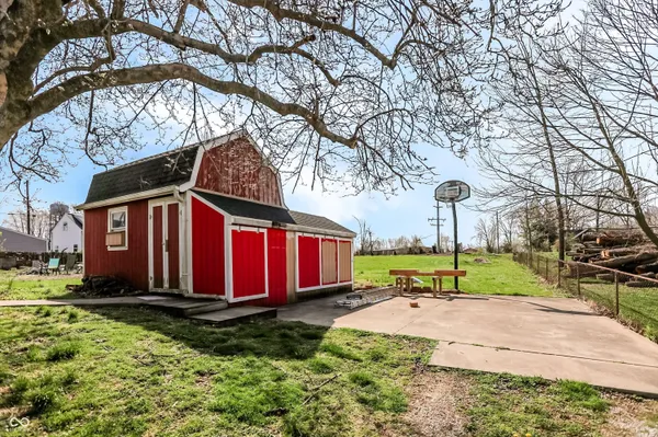 $259,900 | 401 East Pearl Street, Waldron, IN 46182