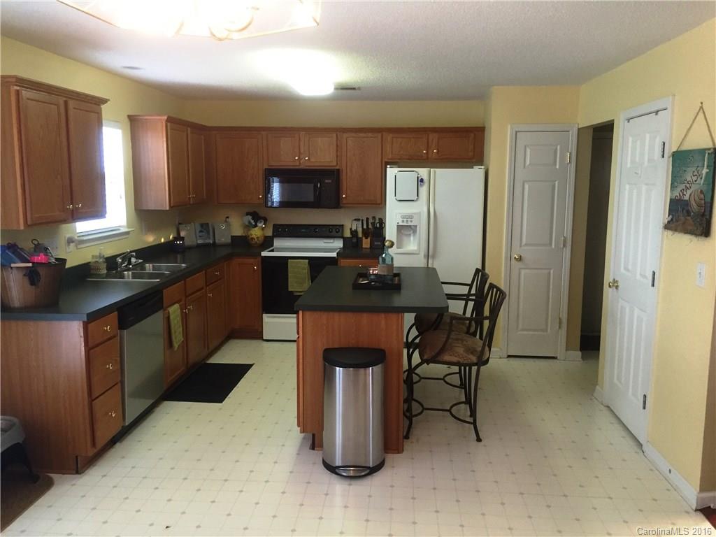 15357 Michael Andrew Road Huntersville, NC 28078 - Photo 5 of 17 Gallery Image 5