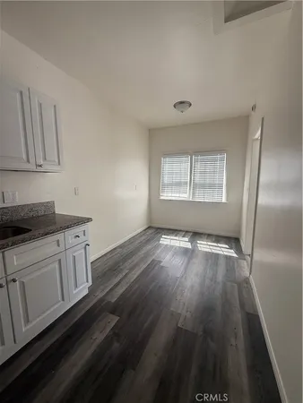 $1,450 | 2001 Cedar Avenue, Unit 5, Long Beach, CA 90806