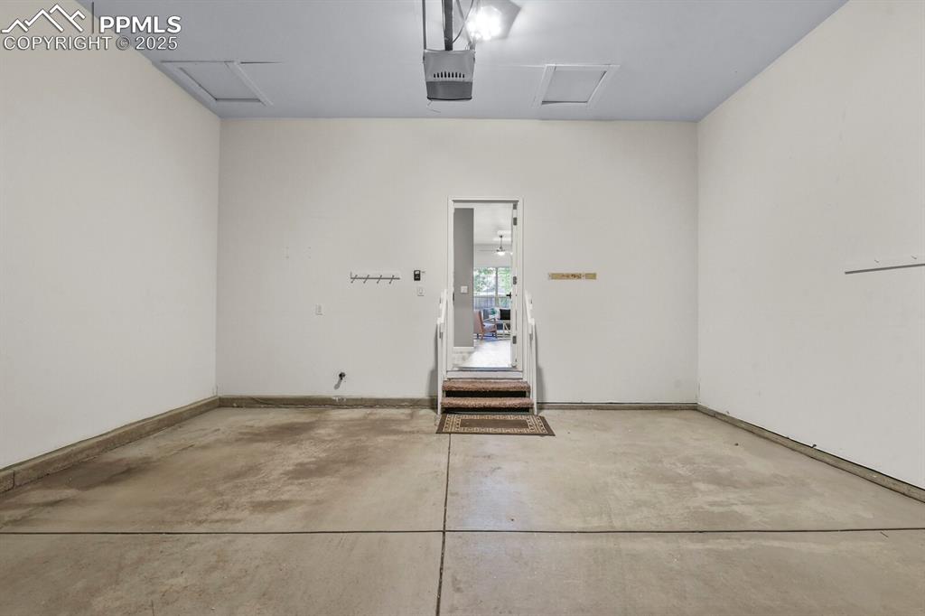 6868 Los Reyes Circle Colorado Springs, CO 80918 - Photo 42 of 47 a view of an empty room