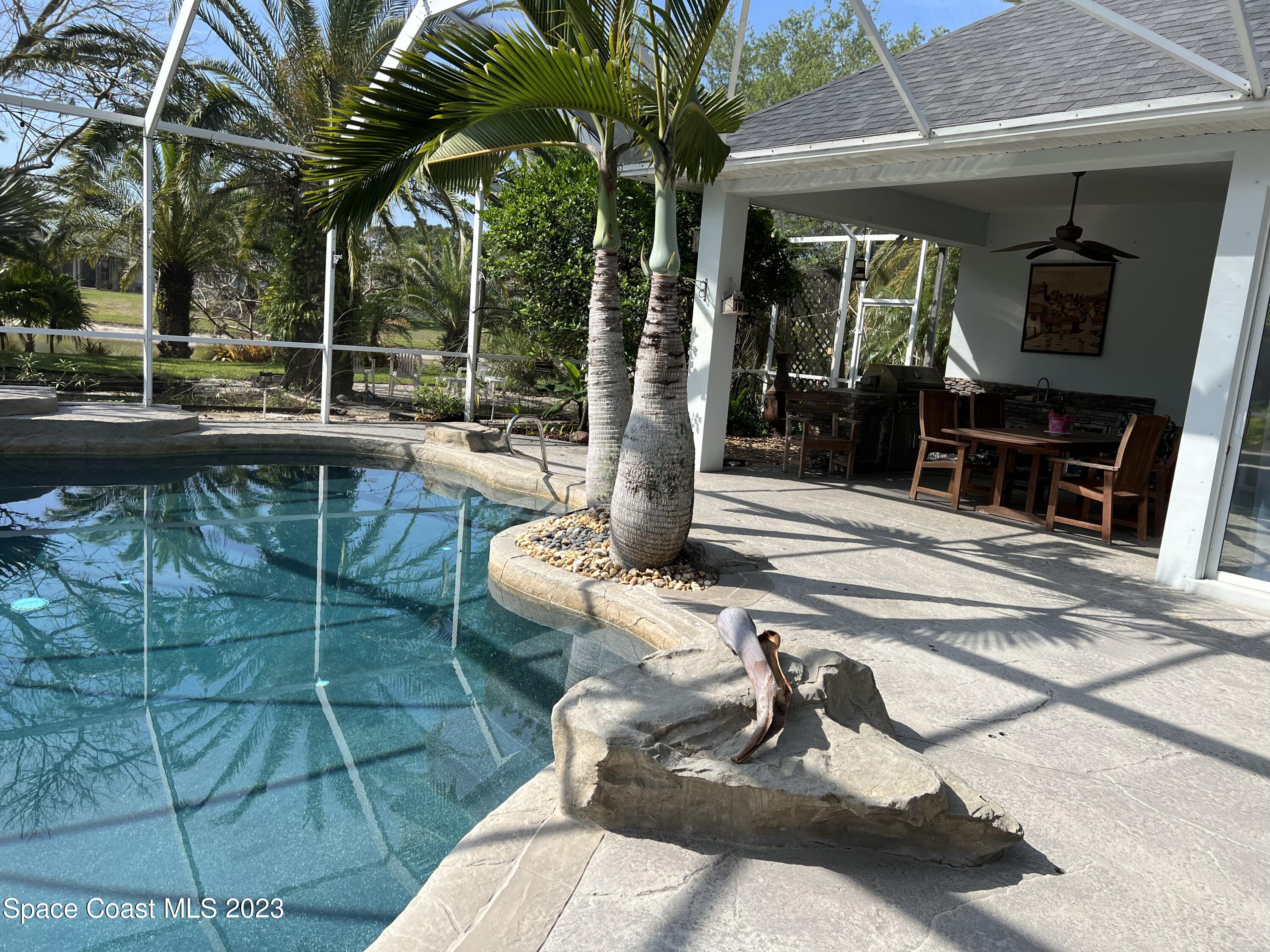 1840 Winding Ridge Circle Southeast Palm Bay, FL 32909 - Photo 30 of 41 F537F34C-33B2-4012-B78C-31E536F2A6DD