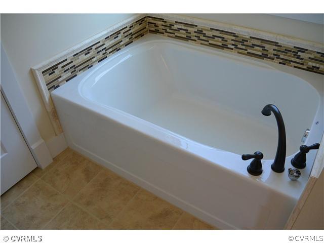 8412 McClellan Road Mechanicsville, VA 23111 - Photo 12 of 15 Gallery Image 12