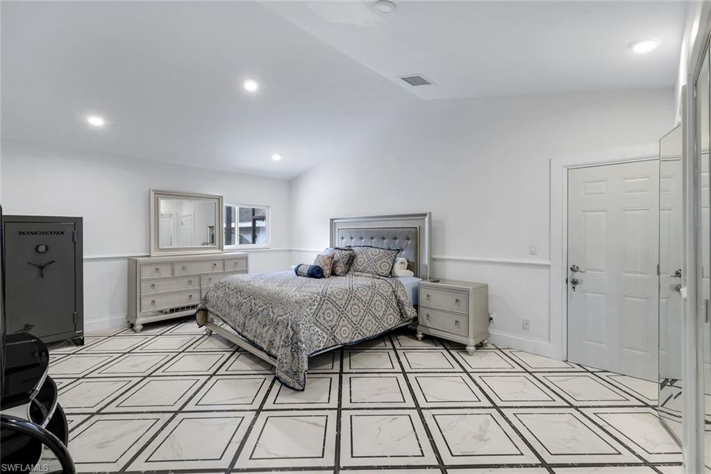 5140 17th Court Southwest Naples, FL 34116 - Photo 12 of 47