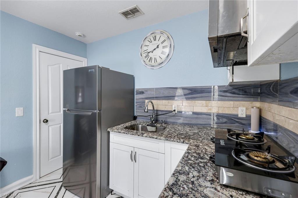 5140 17th Court Southwest Naples, FL 34116 - Photo 35 of 47