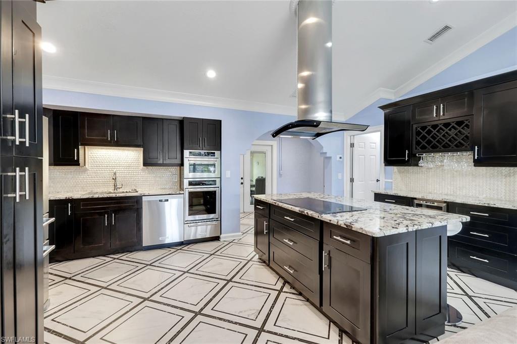 5140 17th Court Southwest Naples, FL 34116 - Photo 9 of 47