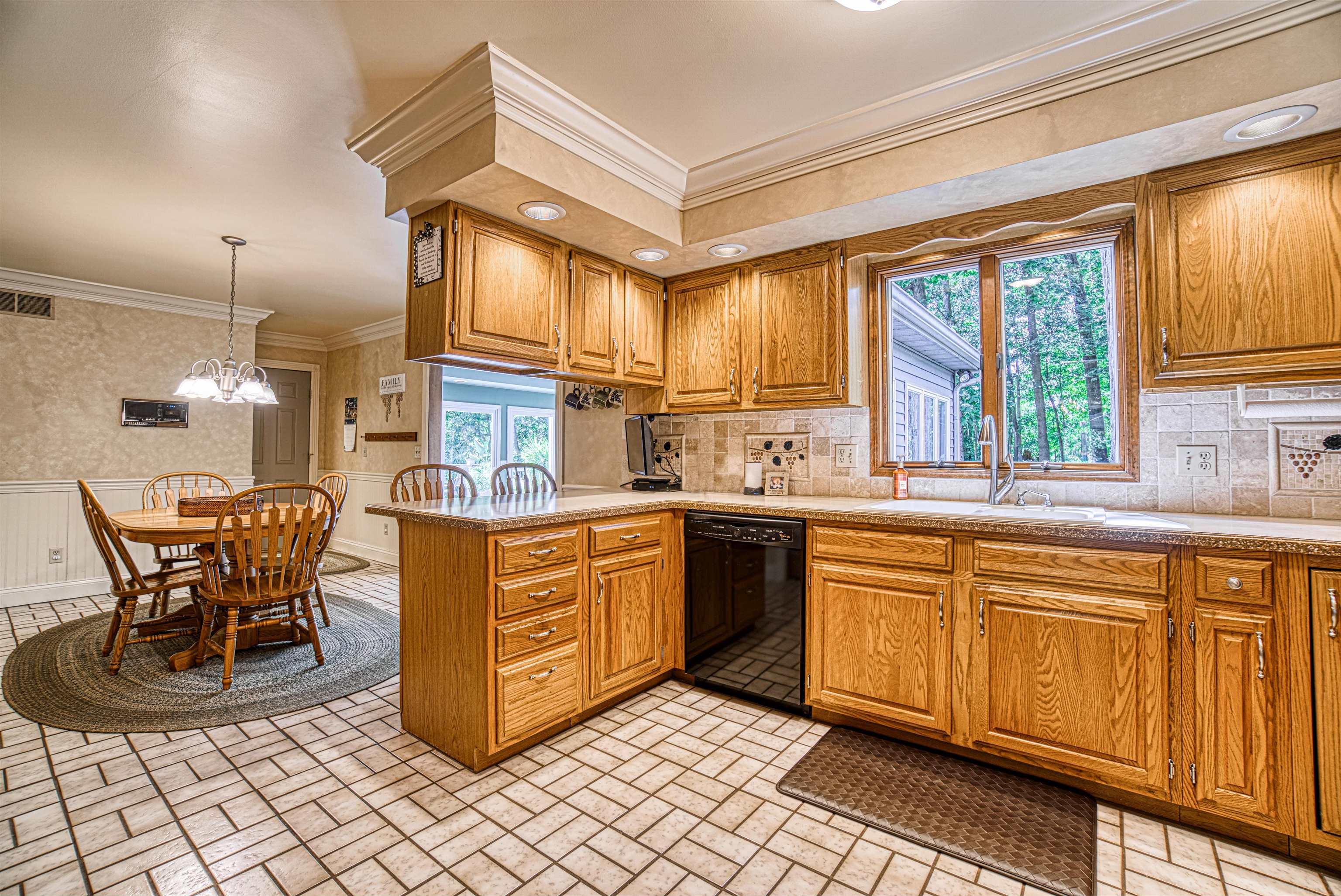 12720 Red Gate Road Evansville, IN 47725 - Photo 7 of 24 Gallery Image 7