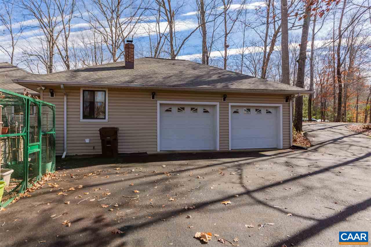 15 Condor Road Palmyra, VA 22963 - Photo 32 of 39 a front view of a house with a garage