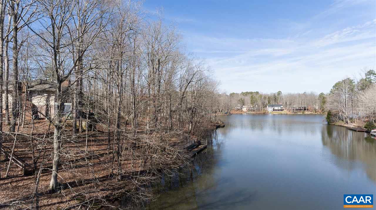 15 Condor Road Palmyra, VA 22963 - Photo 38 of 39 a view of river covered by trees and buildings