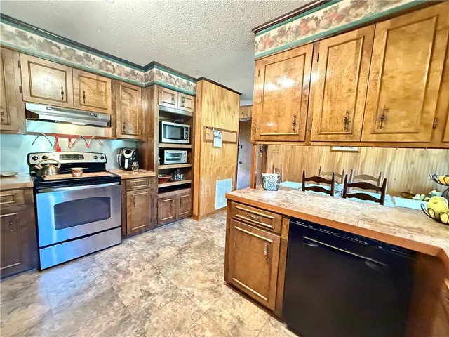 $408,000 | 140 Pickens Road, Westminster, SC 29693