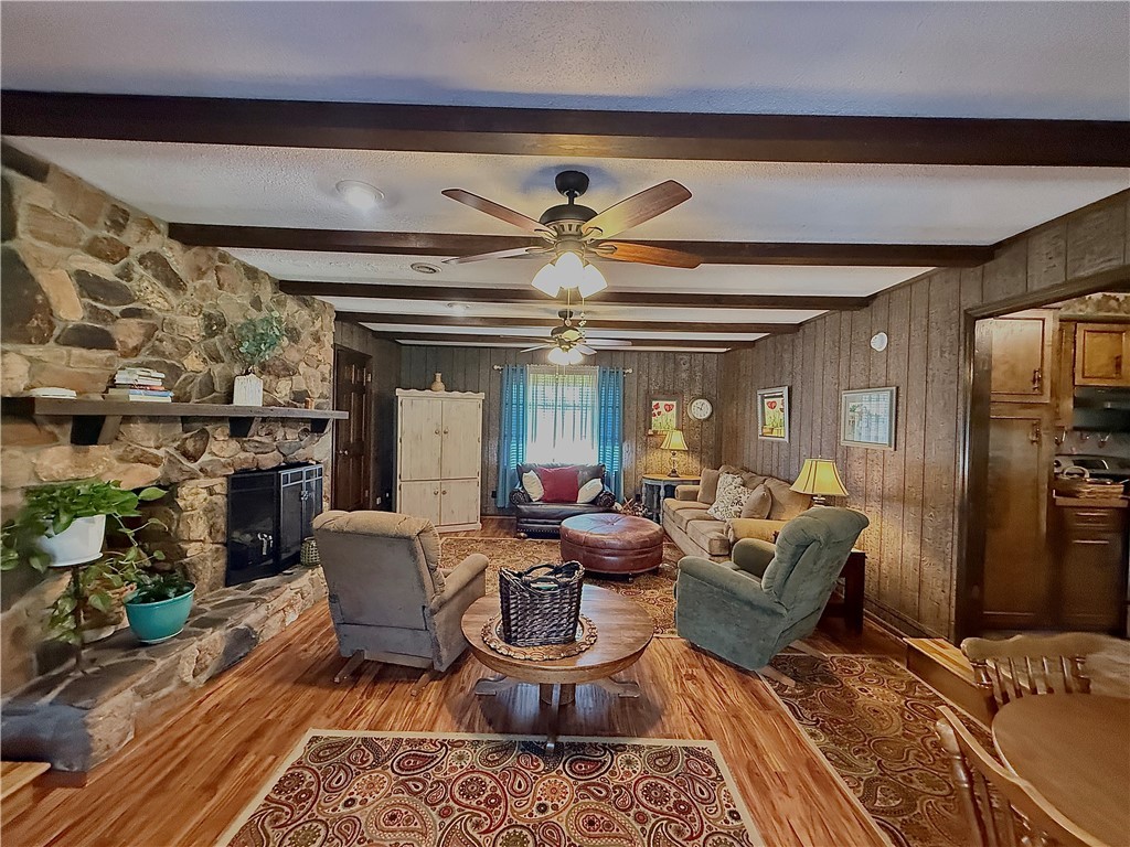 140 Pickens Road Westminster, SC 29693 - Photo 4 of 42