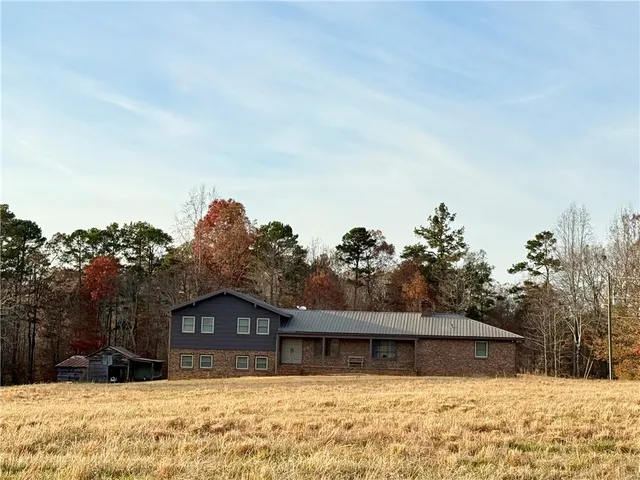 $408,000 | 140 Pickens Road, Westminster, SC 29693