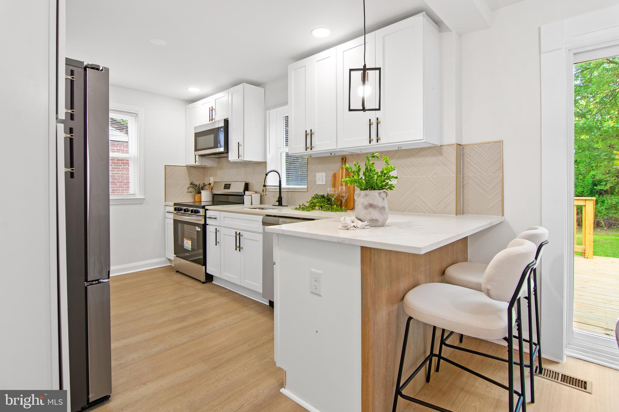 1727 Hilyard Road Baltimore, MD 21234 - Photo 11 of 41