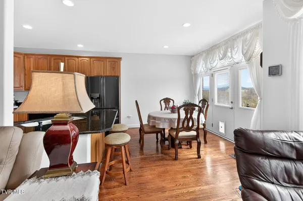 $499,900 | 100 Golf Villa Drive, Greeneville, TN 37743