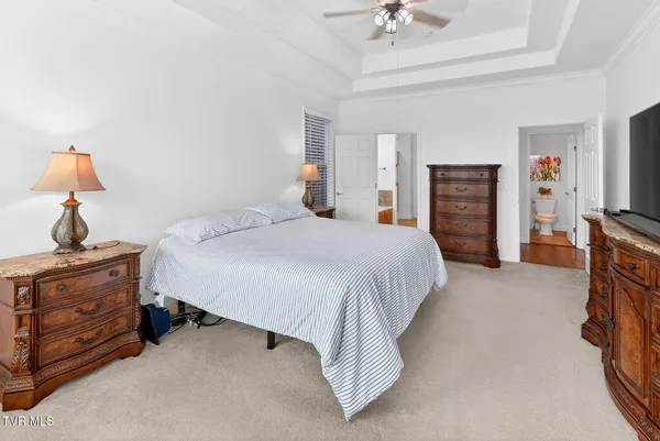 $499,900 | 100 Golf Villa Drive, Greeneville, TN 37743