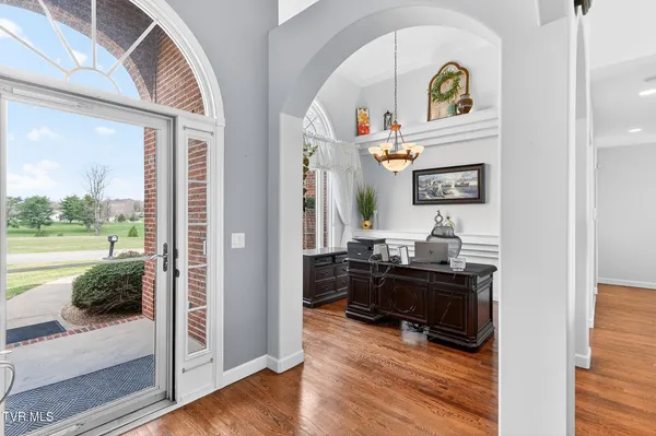 $499,900 | 100 Golf Villa Drive, Greeneville, TN 37743