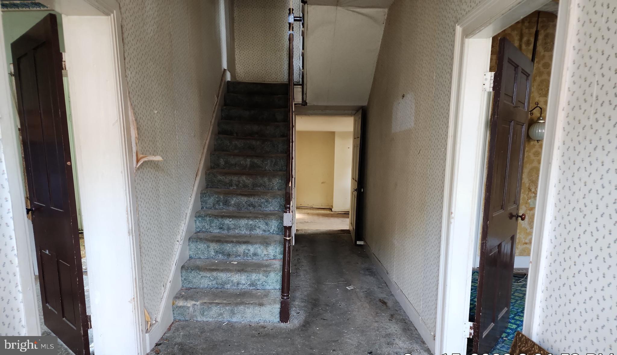 27 South Martin Street Clear Spring, MD 21722 - Photo 3 of 16
