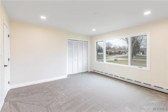 $279,900 | 2042 Parker Boulevard, Tonawanda, NY 14150