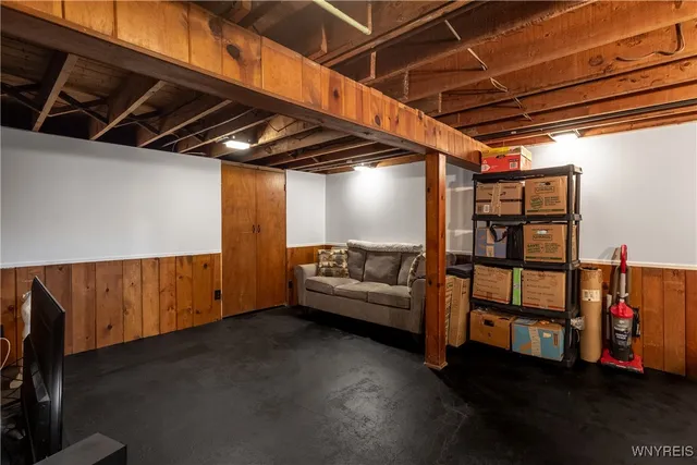 $279,900 | 2042 Parker Boulevard, Tonawanda, NY 14150