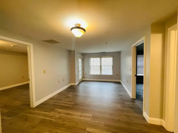 $325,000 | 40 Eastern Avenue, Unit 104, Manchester, NH 03104