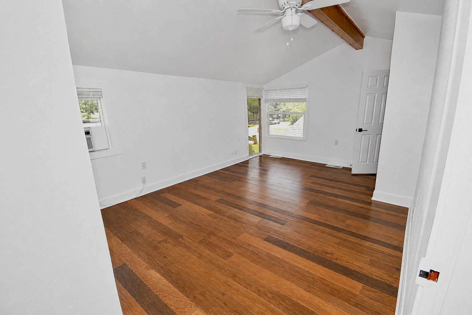 6027 Bluebell Circle Austin, TX 78741 - Photo 18 of 29