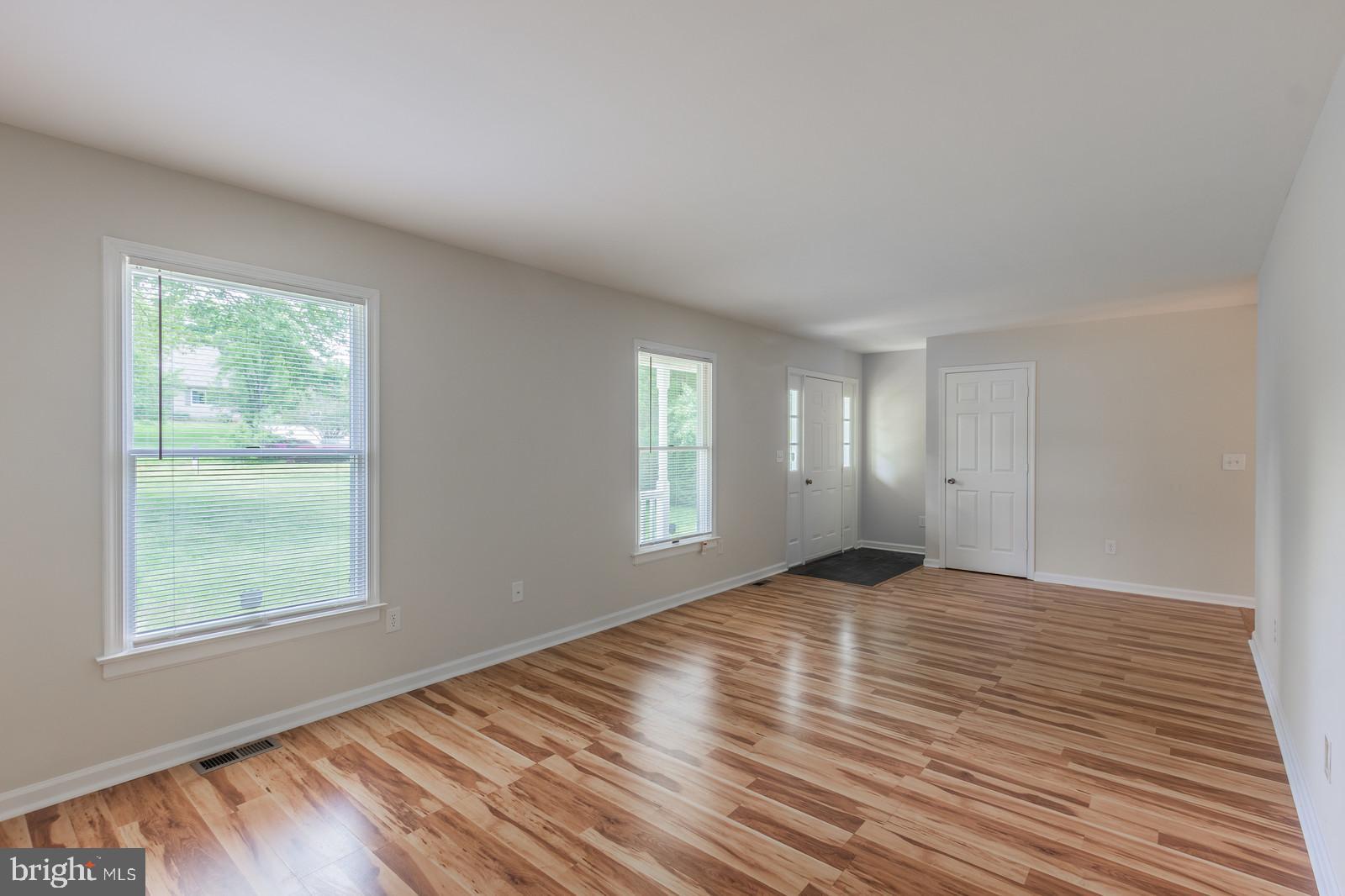 11720 Gordon Road Fredericksburg, VA 22407 - Photo 8 of 27 Gallery Image 8