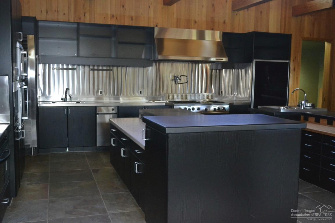 55015 Huntington Road Bend, OR 97707 - Photo 11 of 24 Additional Photo