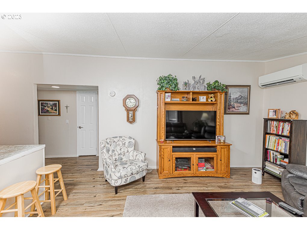 310 Archie Street Eugene, OR 97402 - Photo 5 of 35 Gallery Image 5