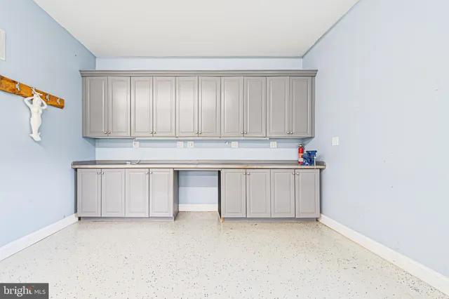 a view of outdoor space yard deck and patio