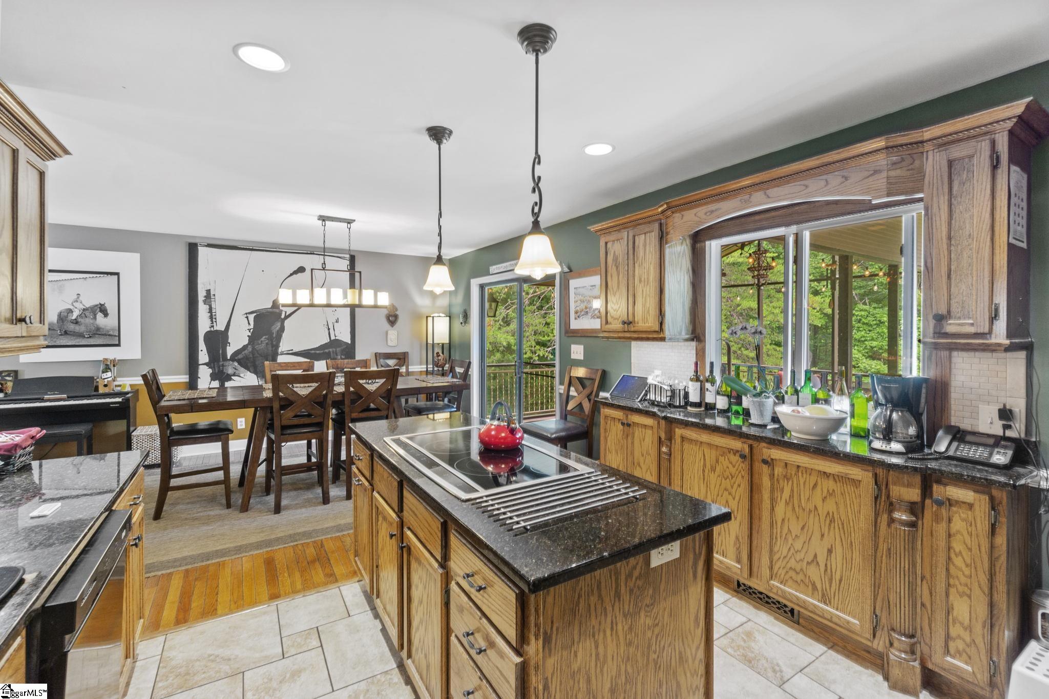 3033 State Park Road Greenville, SC 29609 - Photo 5 of 31