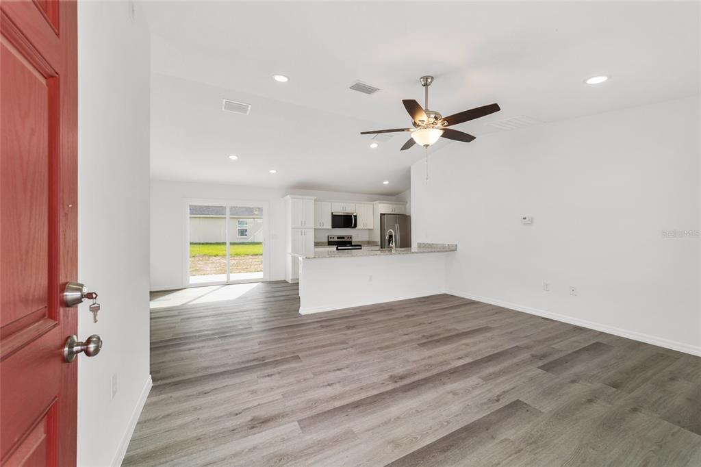 13078 Northeast 7th Loop Silver Springs, FL 34488 - Photo 6 of 56