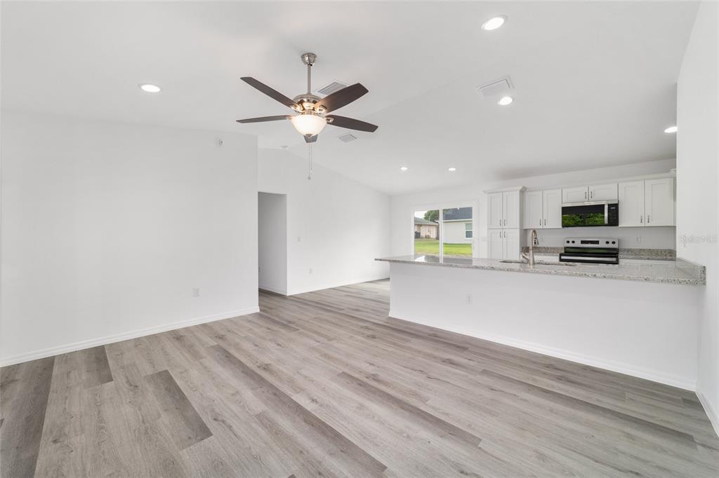 13078 Northeast 7th Loop Silver Springs, FL 34488 - Photo 9 of 56