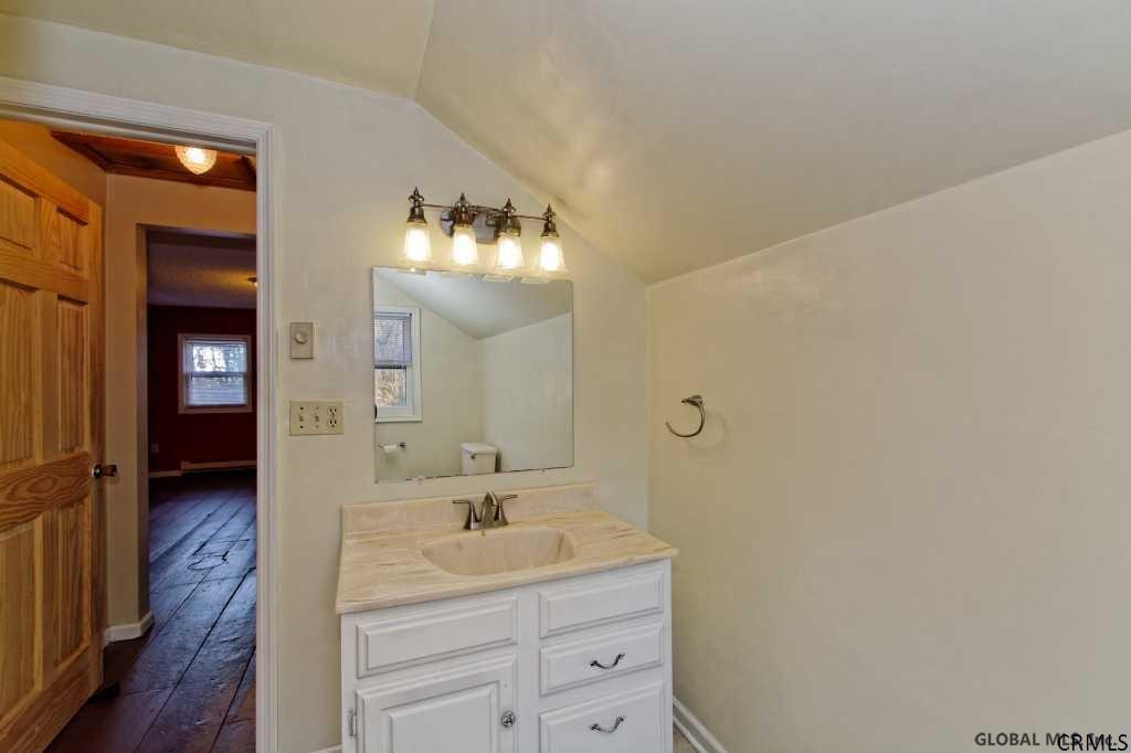 183 East Gregg Road Rotterdam, NY 12306 - Photo 21 of 25 Photo 21