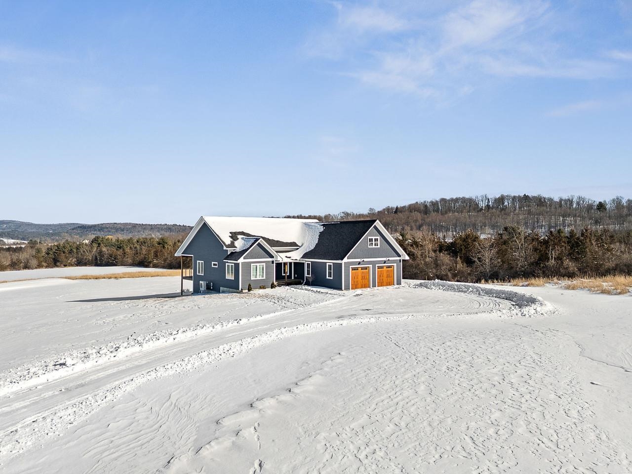 302 Matthews Meadow Ferrisburgh, VT 05456 - Photo 1 of 60