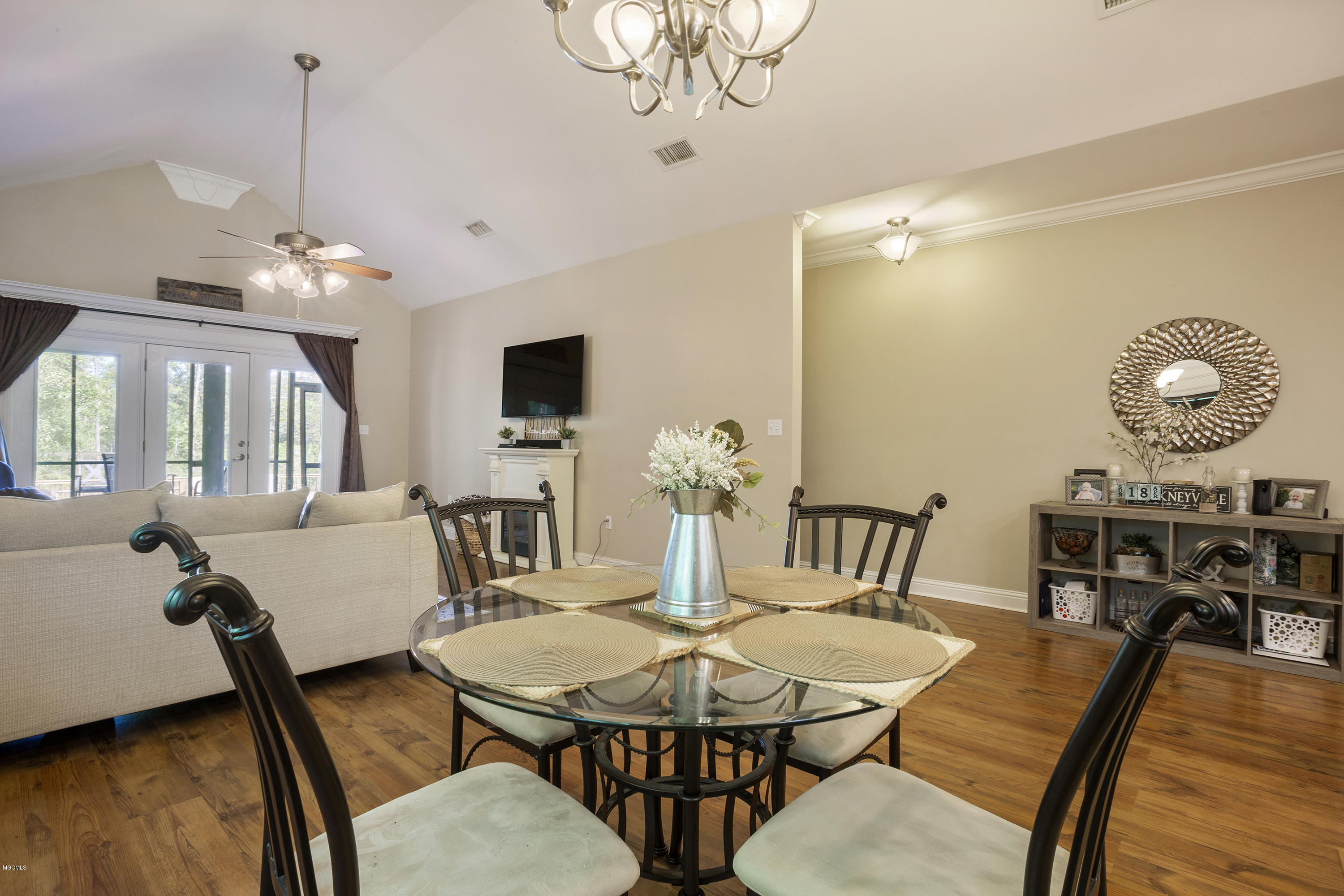 6728 Tunica Road Biloxi, MS 39532 - Photo 12 of 30 _012