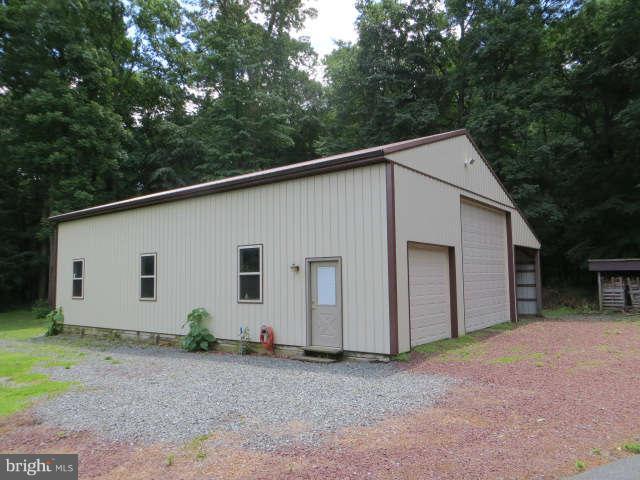 220 Christopher Road Warwick, MD 21912 - Photo 20 of 24 SIDE VIEW OF POLE BUILDING