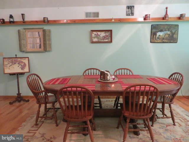 220 Christopher Road Warwick, MD 21912 - Photo 8 of 24 DINING ROOM