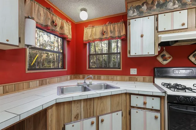 $269,000 | 22 Berry Road, Sopchoppy, FL 32358