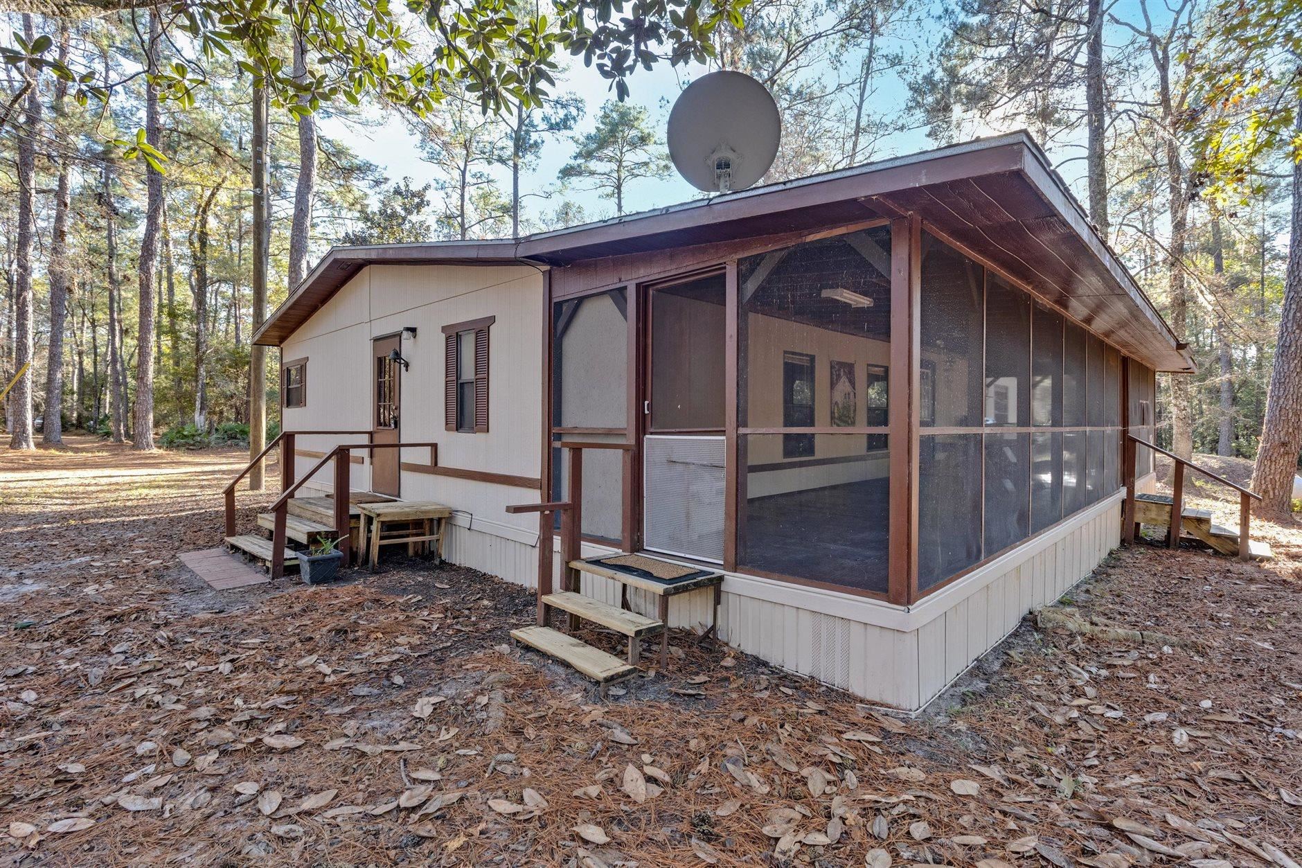 22 Berry Road Sopchoppy, FL 32358 - Photo 8 of 68