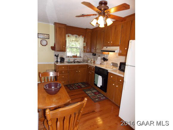 27 Ridgeview Drive Stuarts Draft, VA 24477 - Photo 12 of 23 Gallery Image 12