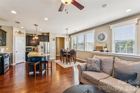 $449,900 | 8211 Viewpoint Lane, Cornelius, NC 28031