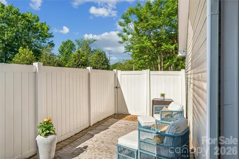 $449,900 | 8211 Viewpoint Lane, Cornelius, NC 28031