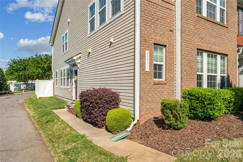 $449,900 | 8211 Viewpoint Lane, Cornelius, NC 28031