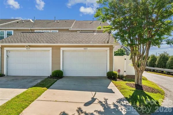 $449,900 | 8211 Viewpoint Lane, Cornelius, NC 28031