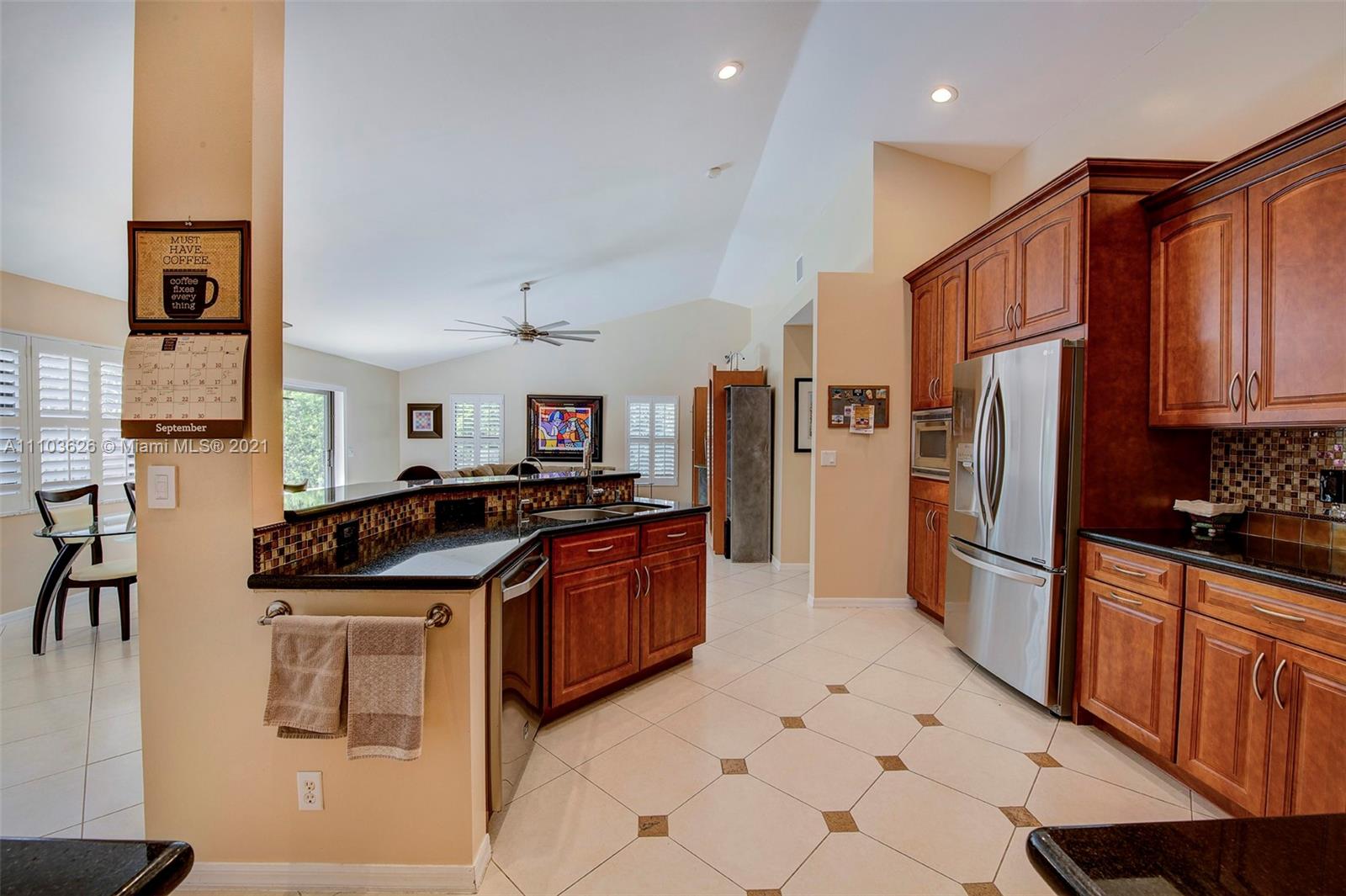 3203 Ridge Trace Davie, FL 33328 - Photo 14 of 44 Gallery Image 14