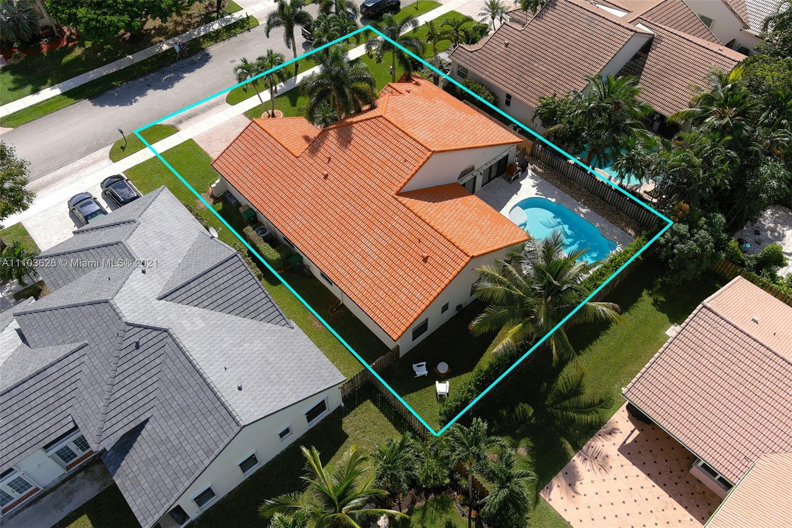 3203 Ridge Trace Davie, FL 33328 - Photo 2 of 44 Gallery Image 2