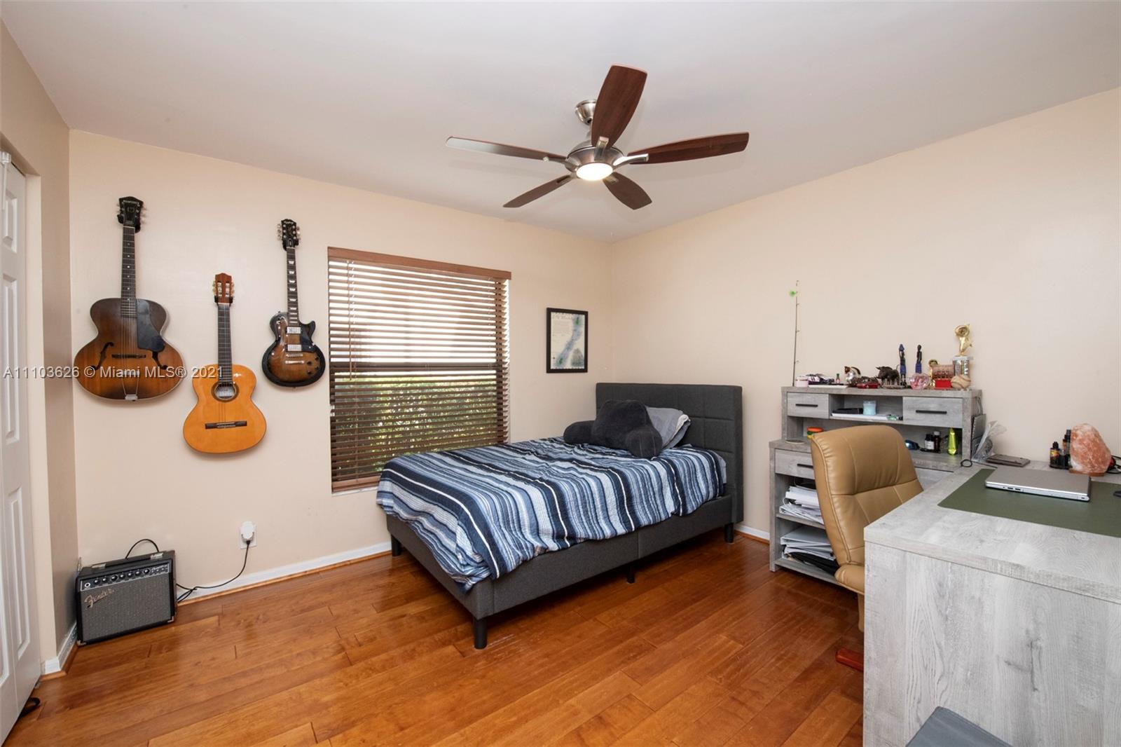 3203 Ridge Trace Davie, FL 33328 - Photo 24 of 44 Gallery Image 24