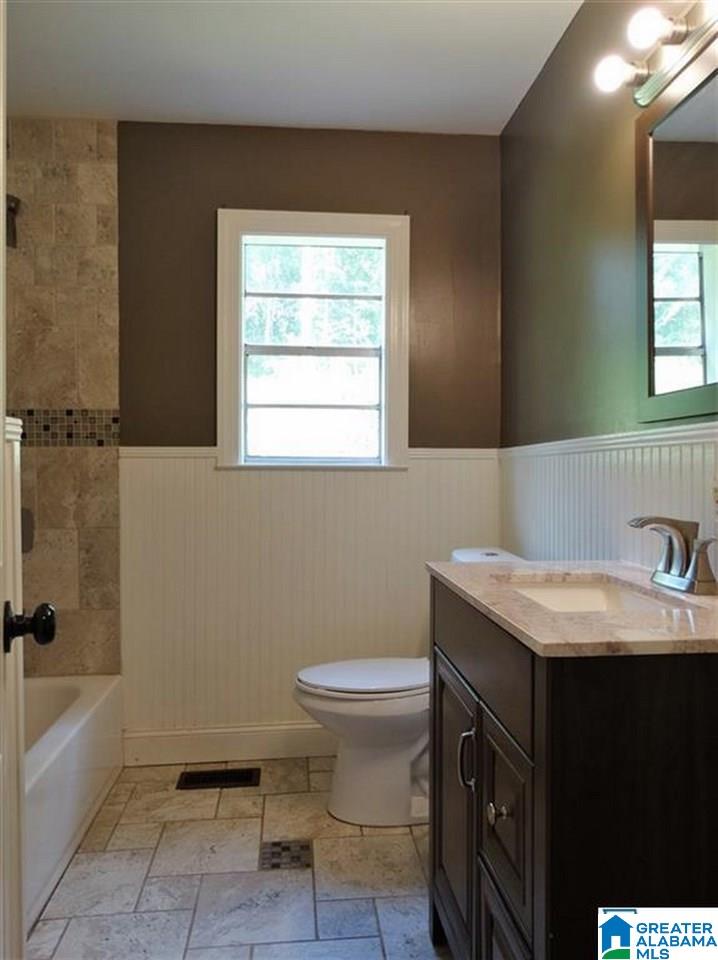 520 Pine Point Lane Talladega, AL 35160 - Photo 16 of 28