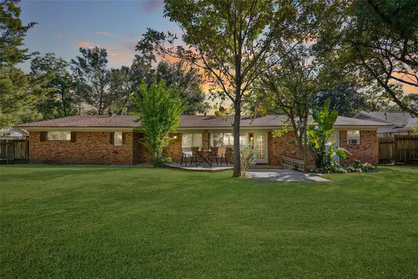 $3,200 | 9214 Bronco Drive, Houston, TX 77055