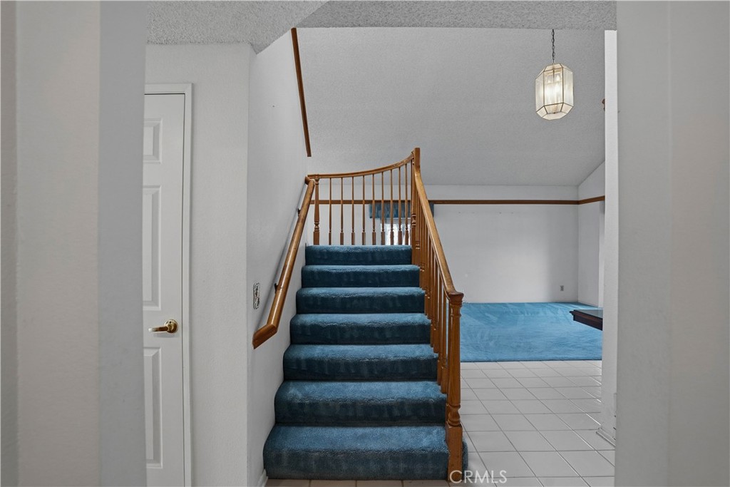 25497 Blackwood Road Murrieta, CA 92563 - Photo 22 of 44 a view of entryway