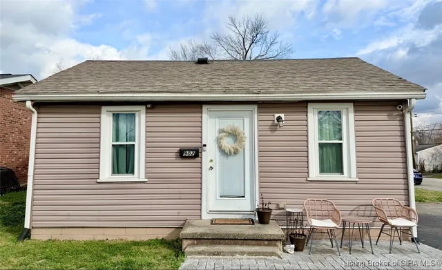 $140,000 | 902 Penn Street, Jeffersonville, IN 47130